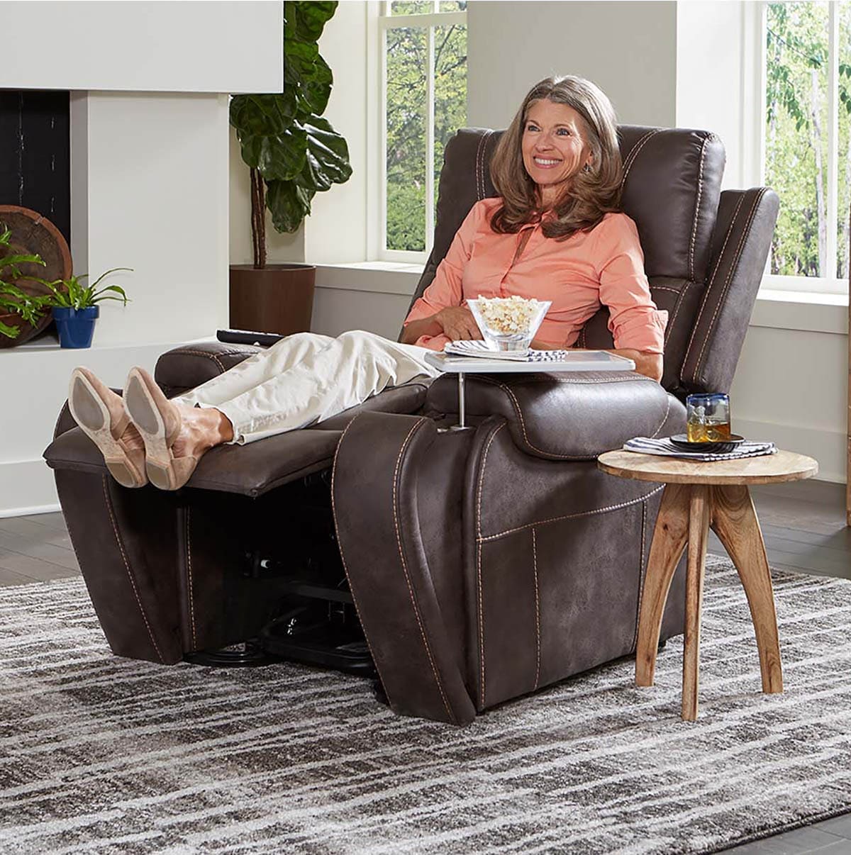 Golden Titan Medium Lift Chair, photo 2 of 7